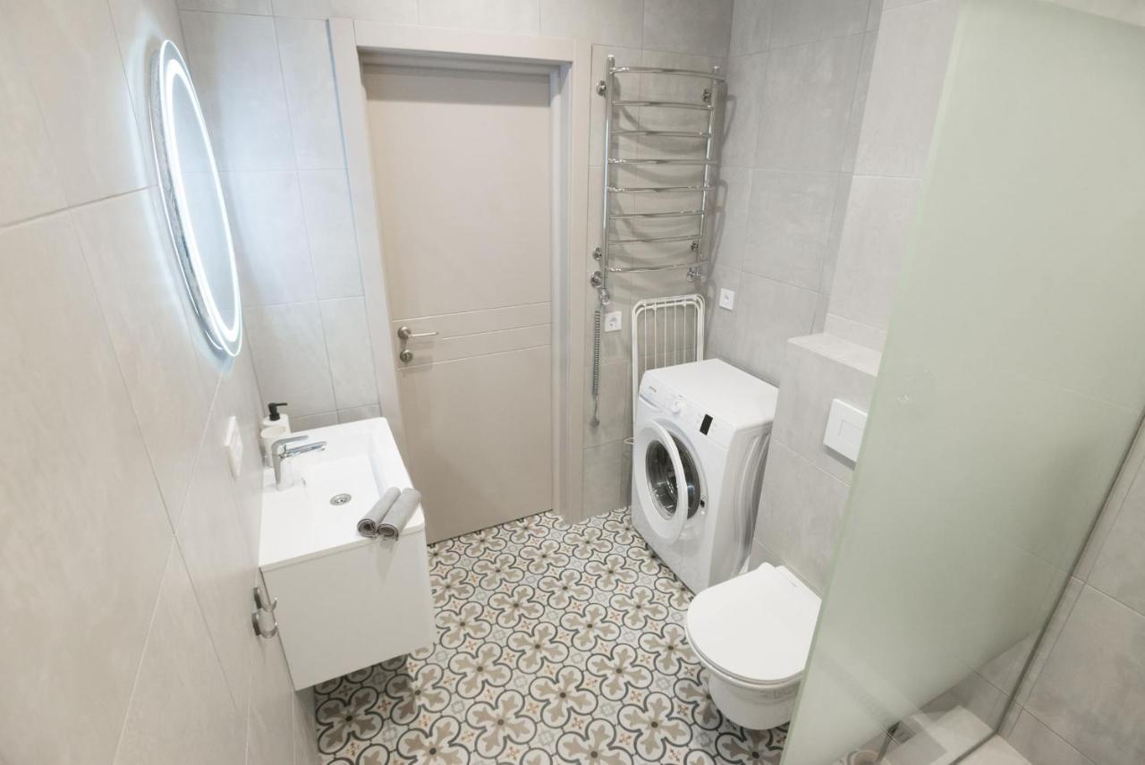 Scandinavian Apartment Elegant Lviv Bagian luar foto